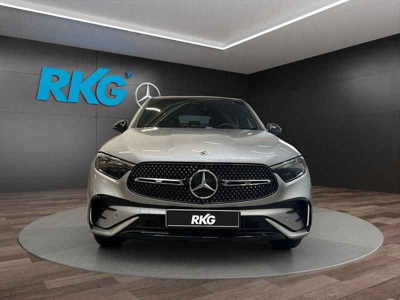 Gebraucht Mercedes GLC450 AMG 367 PS (269 kW) 2025 Silber Coupé