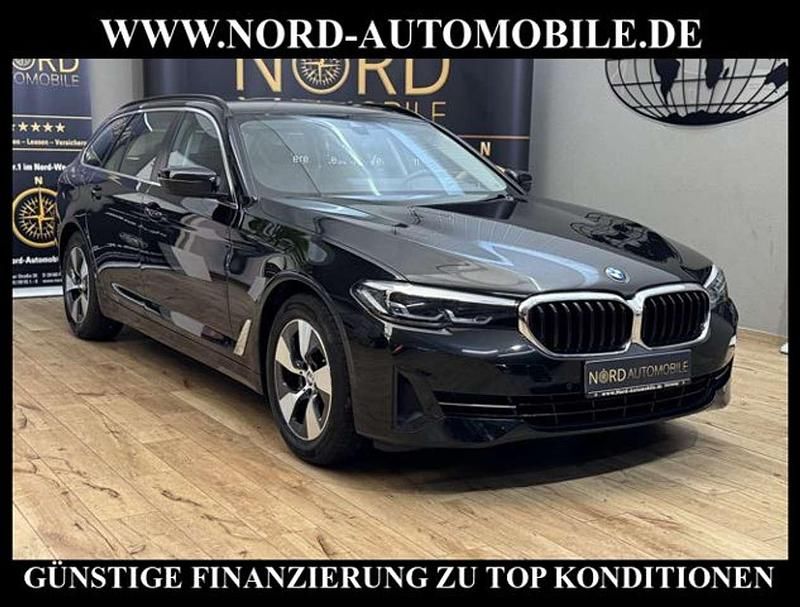 Gebraucht BMW 520 190 PS (139 kW) 2022 Black sapphire metal (metallic) Kombi