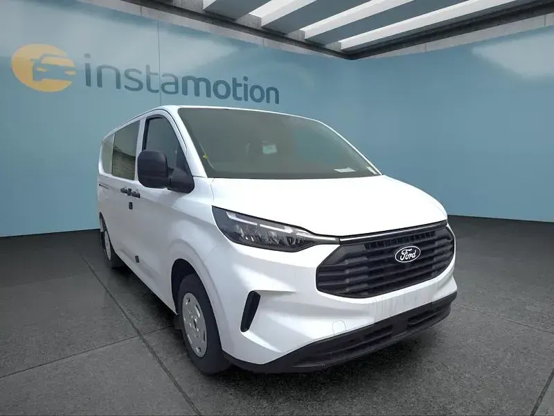 Neu Ford Transit Custom 136 PS (100 kW) 2025 Weiß Van