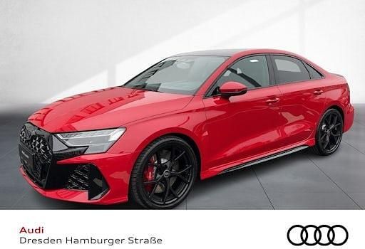 Neu Audi RS3 Sport 400 PS (294 kW) 2025 Progressivrot metallic Limousine