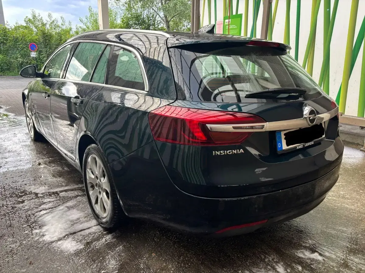 Używany Opel Insignia 136 KM (100 kW) 2017 Zielony Kombi