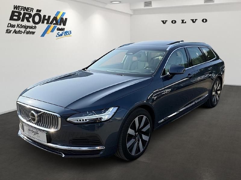 Second-hand Volvo V90 Ultimate 455 CP (334 kW) 2024 Albastru Break