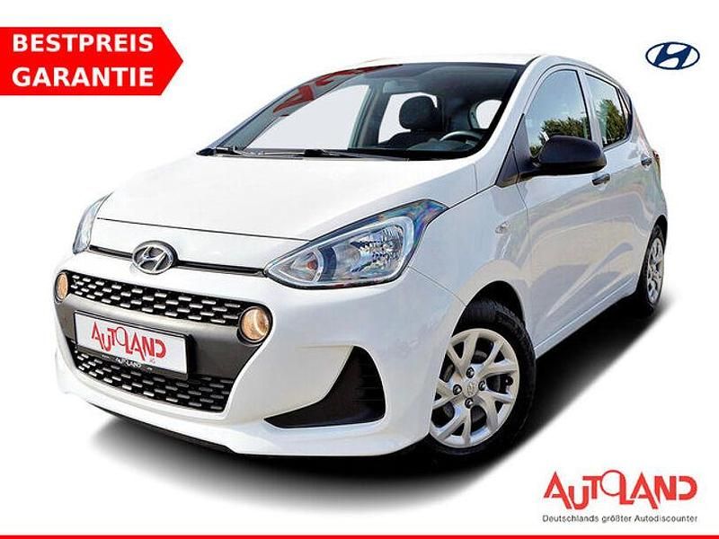 Weiß Gebraucht 2017 Hyundai i10 Basis Kleinwagen | 9.990 € - Bild 1/4
