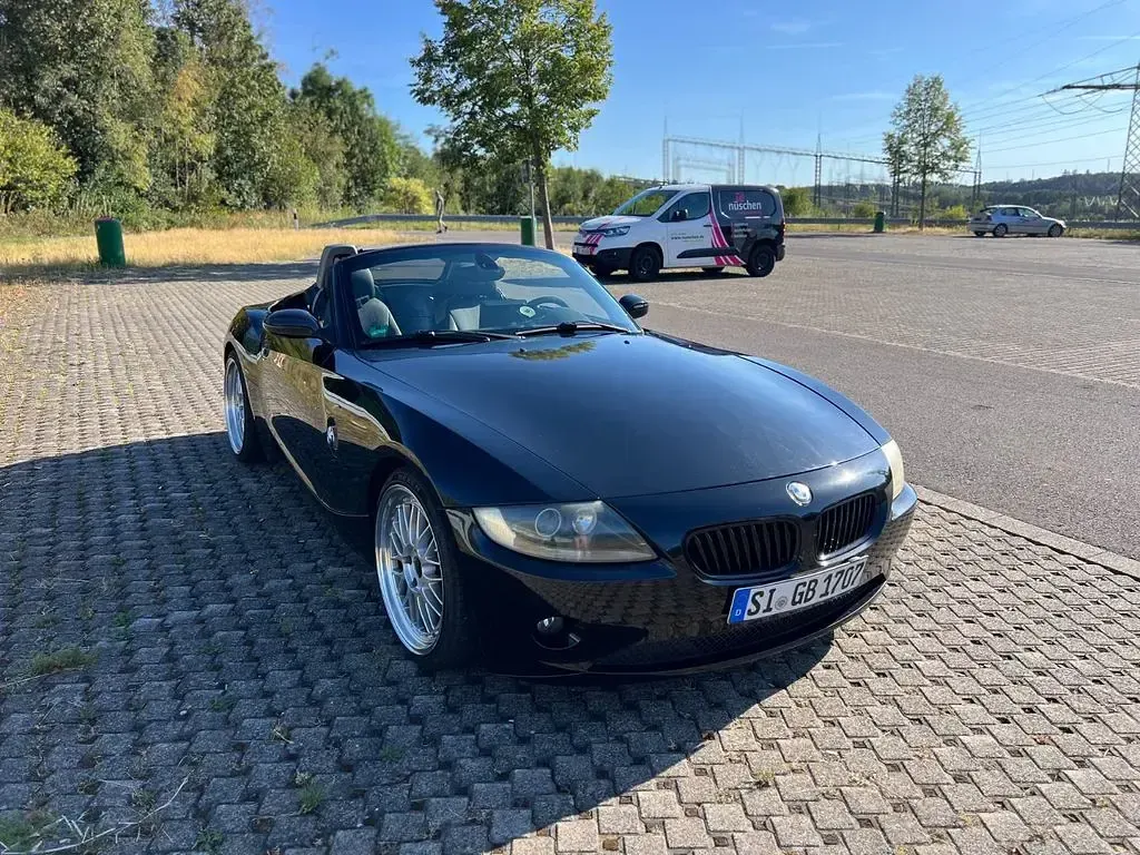 Gebraucht BMW Z4 Performance 192 PS (141 kW) 2005 Schwarz Cabrio