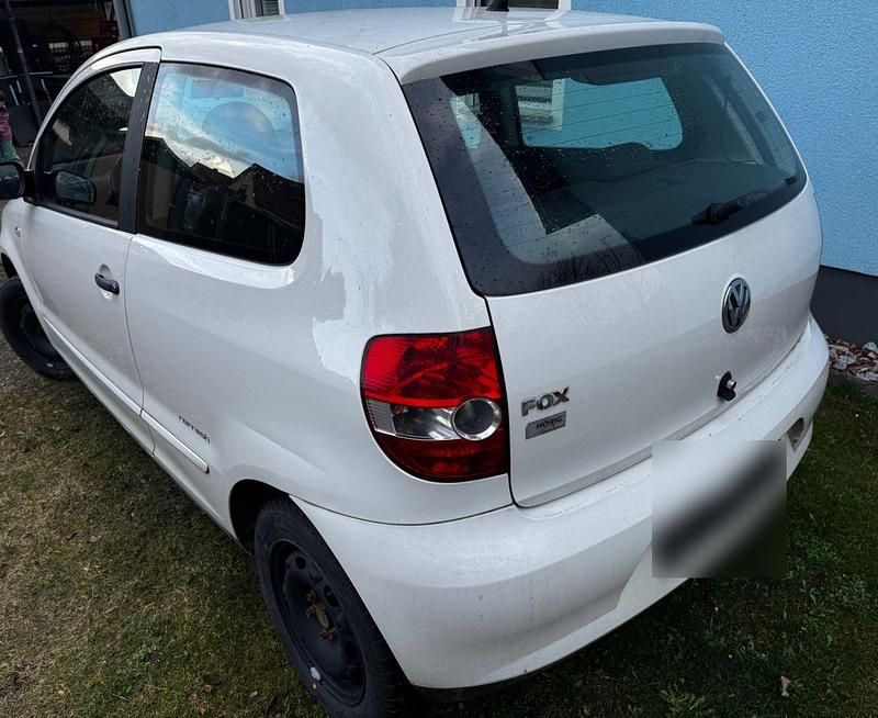 Gebraucht VW Fox Refresh 54 PS (39 kW) 2009 Weiß Kleinwagen