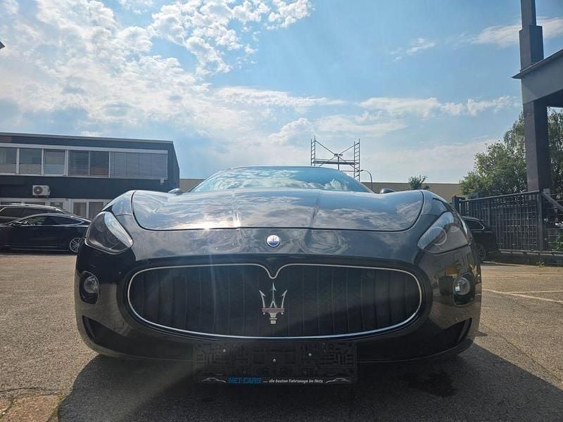 Schwarz Gebraucht 2011 Maserati Granturismo Coupé | 39.900 € (Superpreis) - Bild 1/4