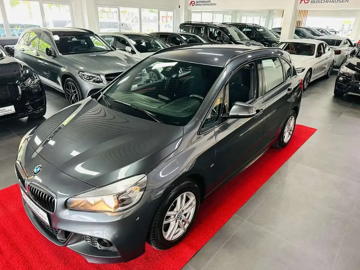 Gebraucht BMW 218 Active Tourer M Sport 150 PS (110 kW) 2017 Grau Van / Kleinbus