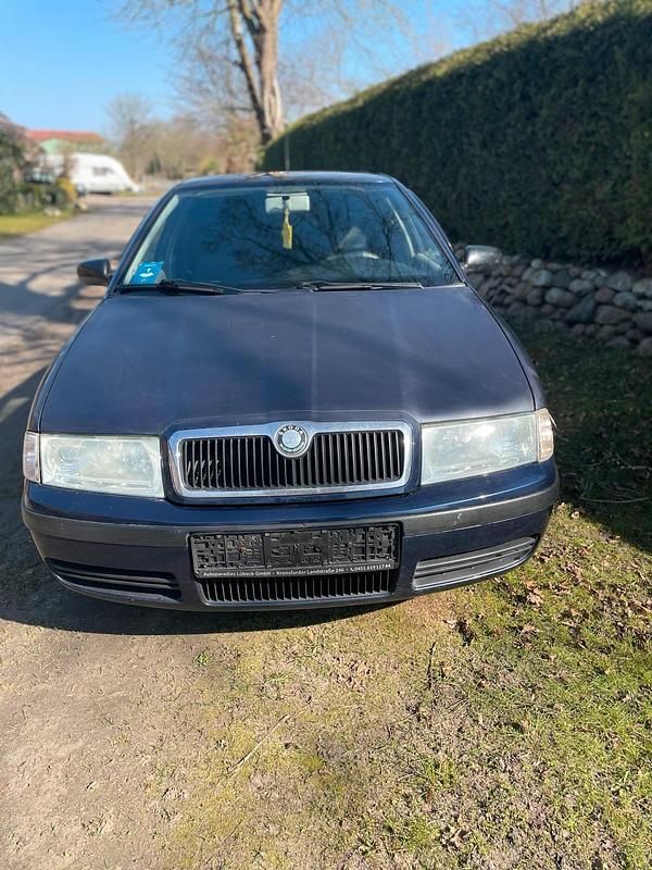 Second-hand Skoda Octavia 90 CP (66 kW) 2001 Albastru Berlinǎ