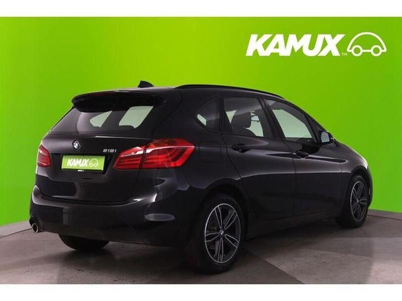 Gebraucht BMW 218 Advantage 140 PS (102 kW) 2020 Schwarz Van / Kleinbus