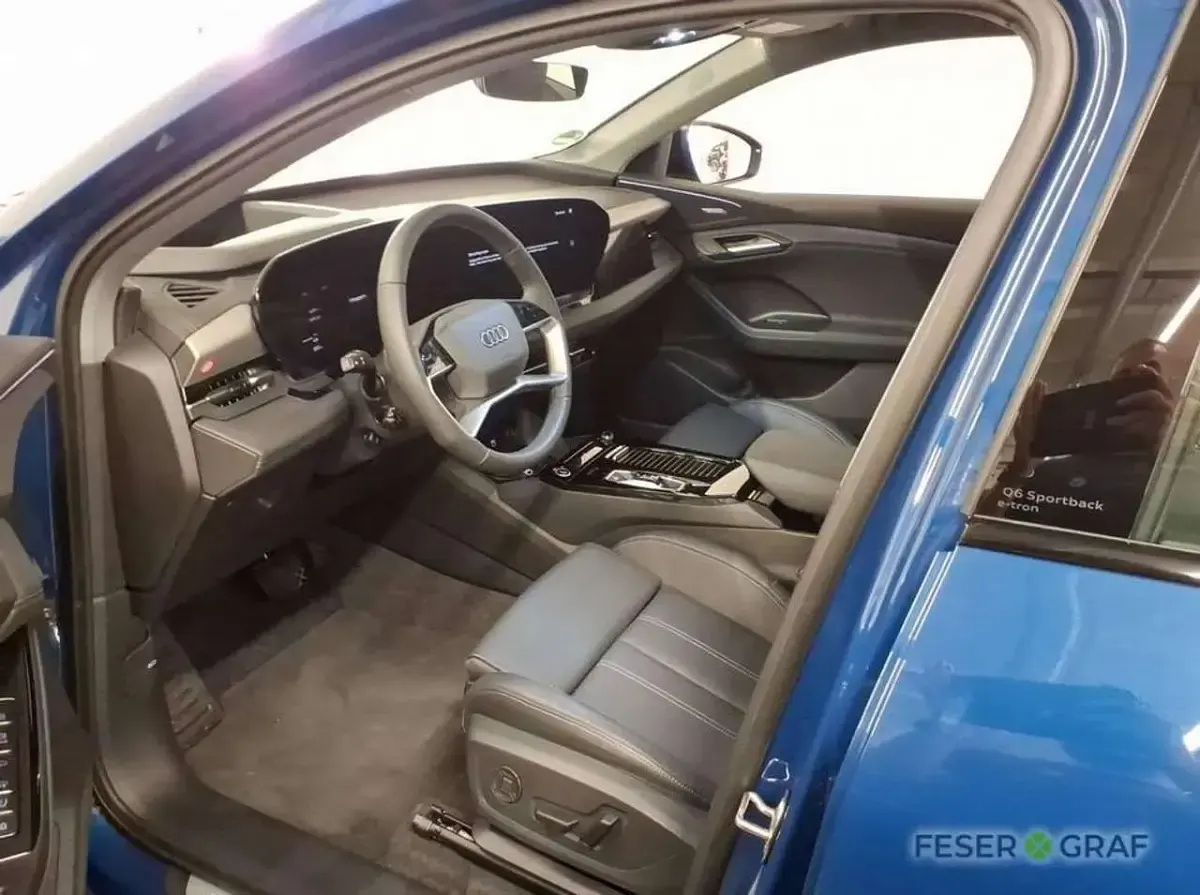 Gebraucht Audi Q6 Sportback e-tron S-Line 225 kW (306 PS) 2025 Blau SUV
