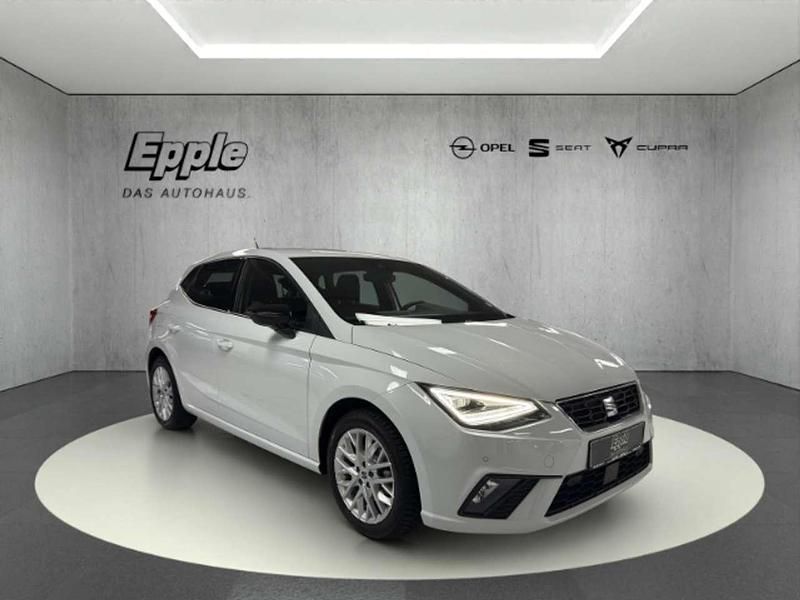 Weiß Gebraucht 2025 Seat Ibiza FR Kleinwagen | 21.890 € (Fairer Preis) - Bild 1/4