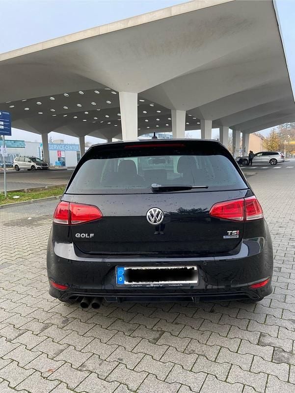 Gebraucht VW Golf VII Edition 122 PS (89 kW) 2014 Schwarz Limousine