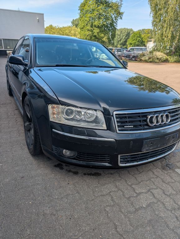 Schwarz Gebraucht 2003 Audi A8 Comfort Limousine | 3.600 € (Superpreis) - Bild 1/4