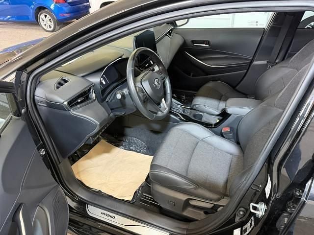 Gebraucht Toyota Corolla Team 152 PS (111 kW) 2024 Schwarz Kombi