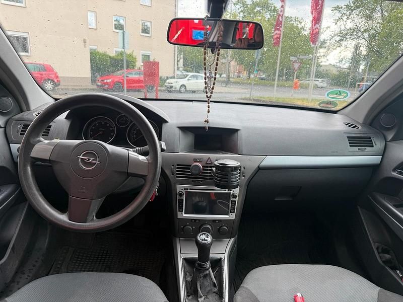 Blau Gebraucht 2005 Opel Astra Limousine | 500 € (Superpreis) - Bild 1/4
