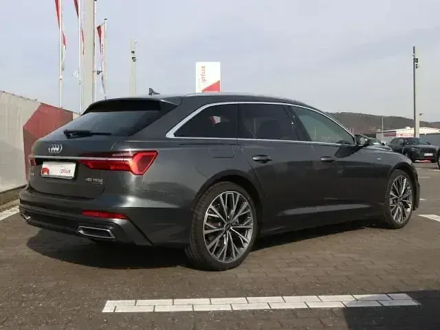 Gebraucht Audi A6 S-Line 265 PS (194 kW) 2022 Daytonagrau perleffekt Kombi