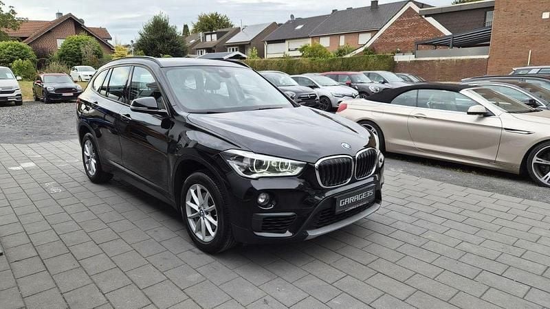 Schwarz Gebraucht 2015 BMW X1 Advantage SUV | 14.990 € (Fairer Preis) - Bild 1/4