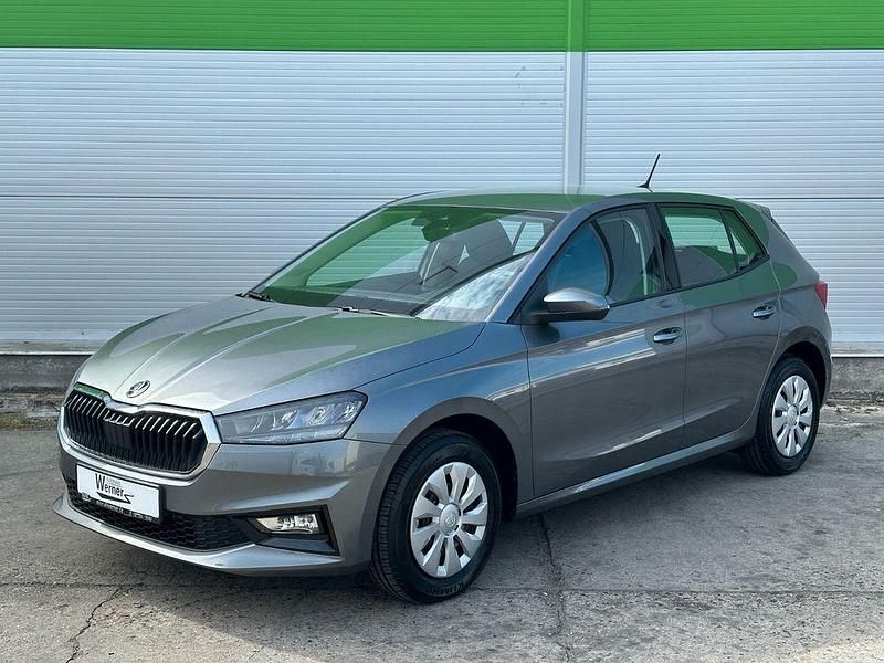 Grau Neu 2025 Skoda Fabia Selection Kleinwagen | 18.090 € (Guter Preis) - Bild 1/2