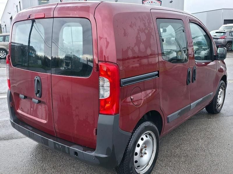 Gebraucht Citroën Nemo Attraction 73 PS (53 kW) 2013 Rot Van / Kleinbus