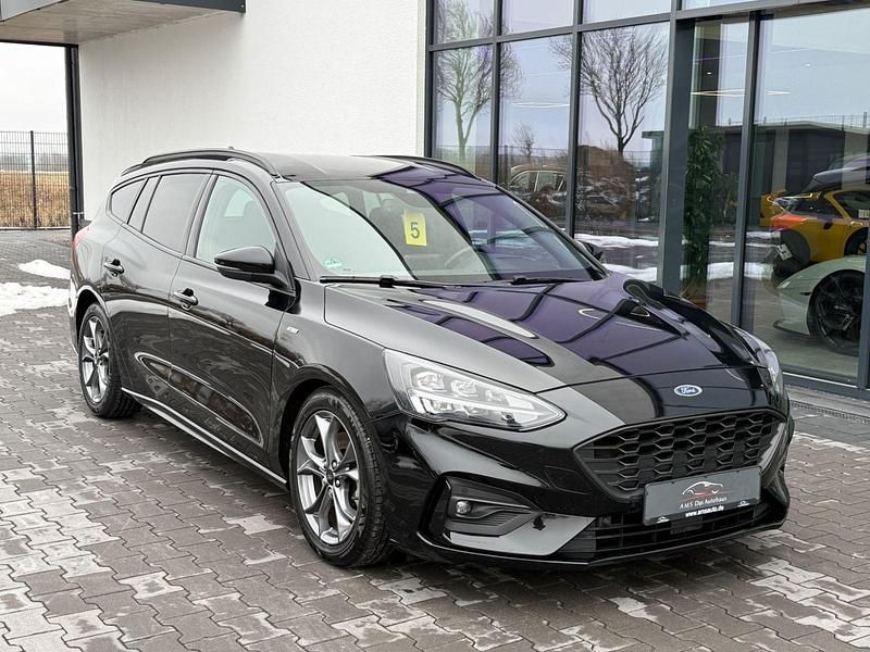 Gebraucht Ford Focus ST-Line 150 PS (110 kW) 2018 Schwarz Kombi