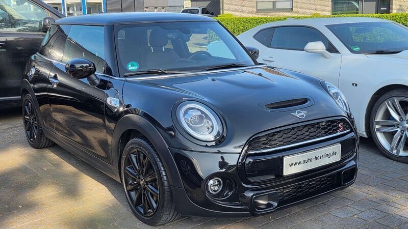 Midnight black Gebraucht 2019 Mini Cooper S Chili Kleinwagen | 18.000 € - Bild 1/4