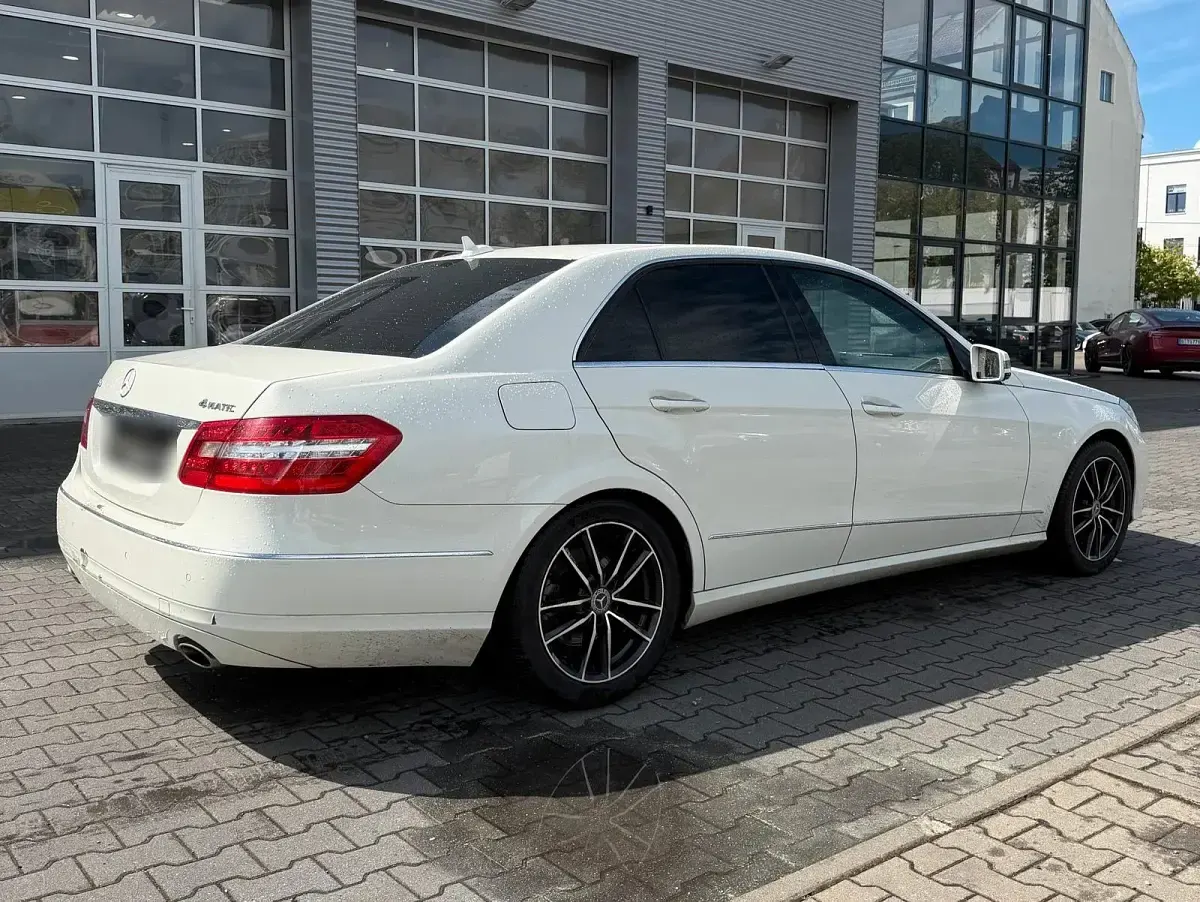 Brugt Mercedes E350 272 HK (200 kW) 2011 Hvid Sedan