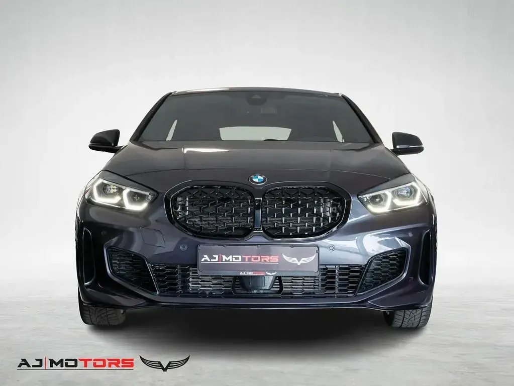 Używany BMW M135 Performance 306 KM (225 kW) 2024 Szary Hatchback