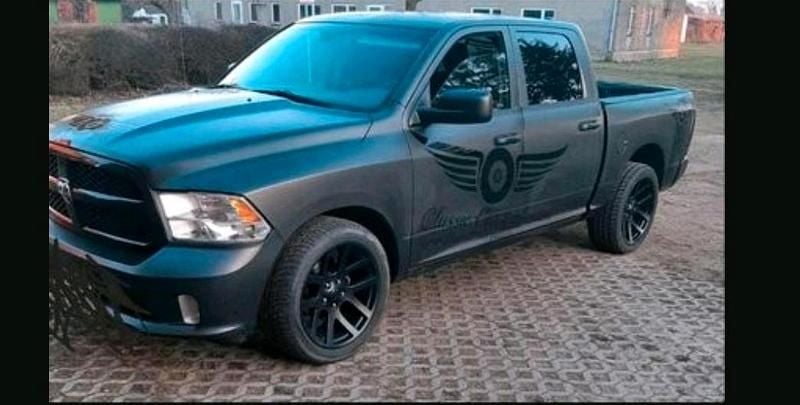 Gebraucht 2013 Dodge Ram Abholung | 21.900 € (Etwas zu teuer) - Bild 1/4