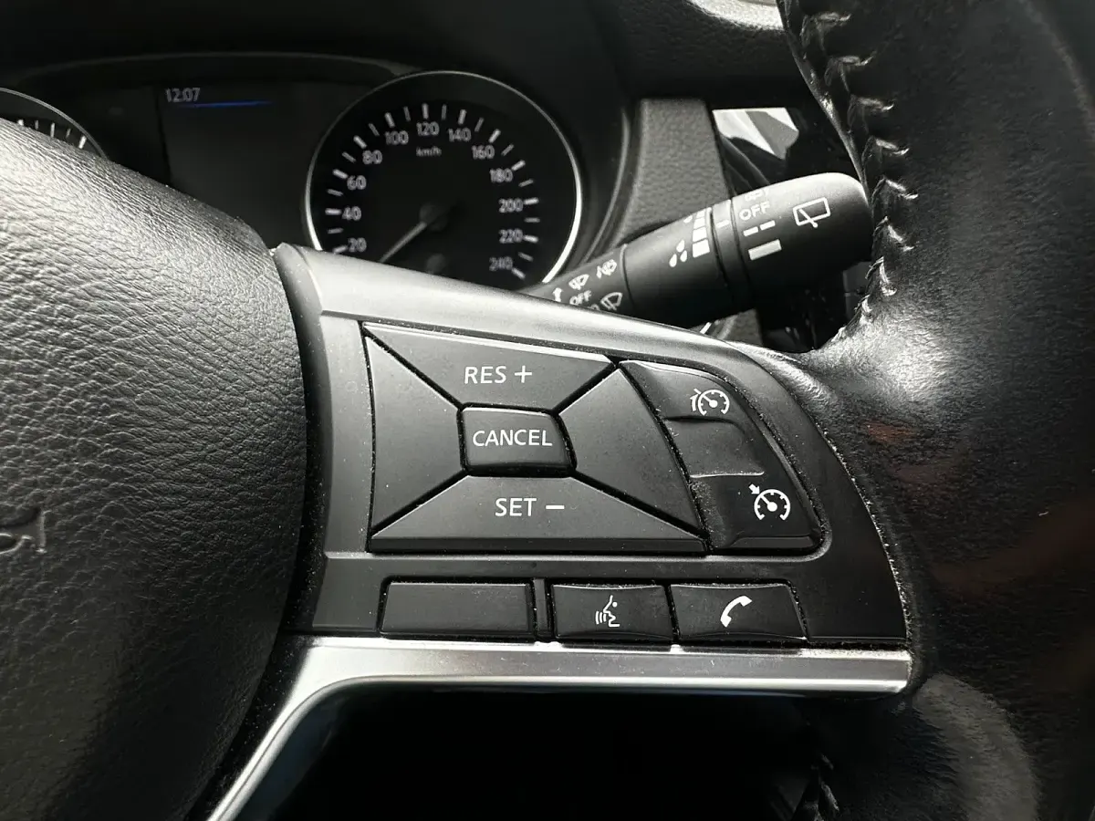Gebraucht Nissan Qashqai 140 PS (102 kW) 2019 Weiß SUV