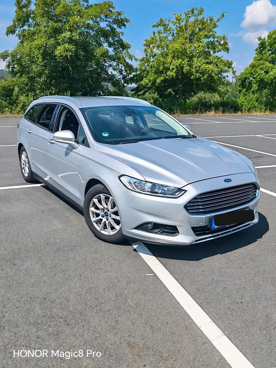 Gebraucht Ford Mondeo 120 PS (88 kW) 2017 Silber Kombi
