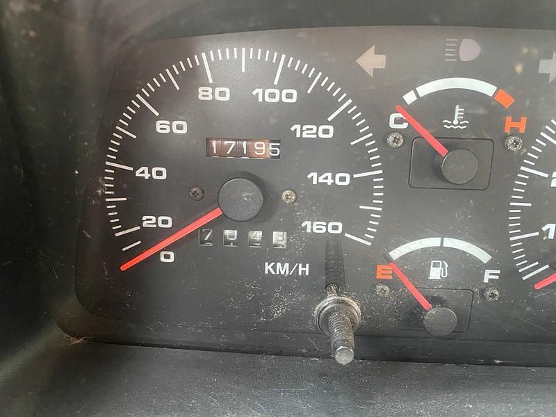 Gebraucht Suzuki Vitara 83 PS (61 kW) 1994 Silber Cabrio