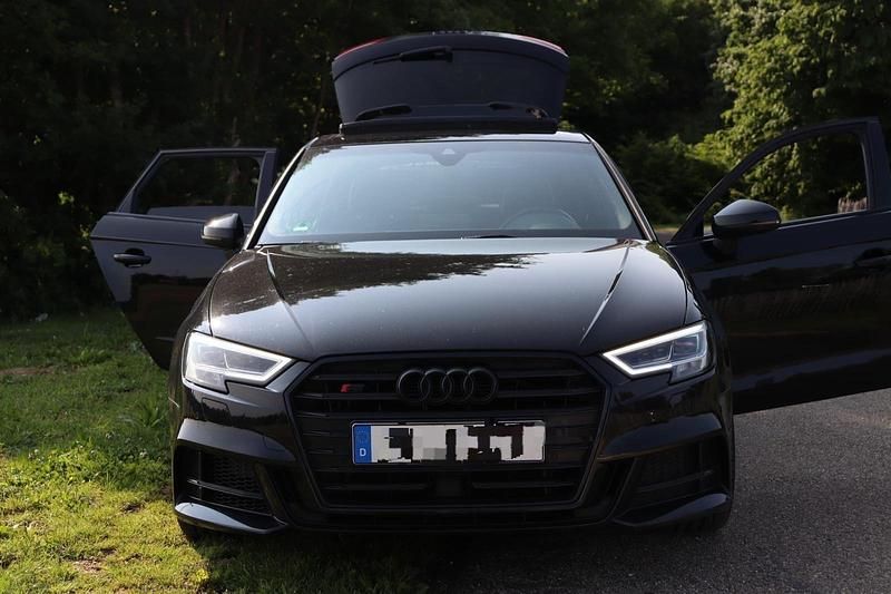 Gebraucht Audi S3 Design 310 PS (228 kW) 2017 Schwarz Limousine