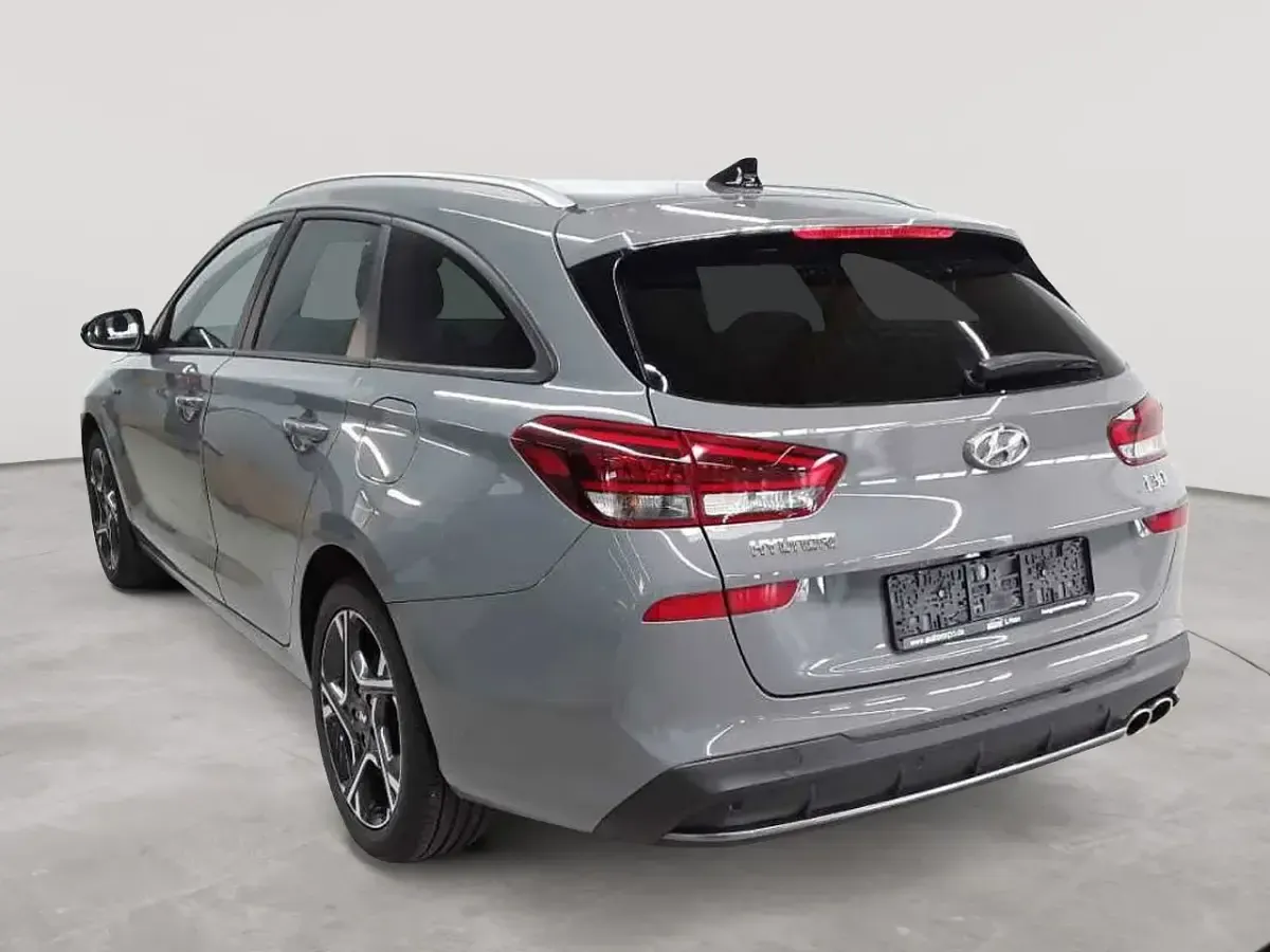 Gebraucht Hyundai i30 N Line 120 PS (88 kW) 2023 Shadow grey Kombi