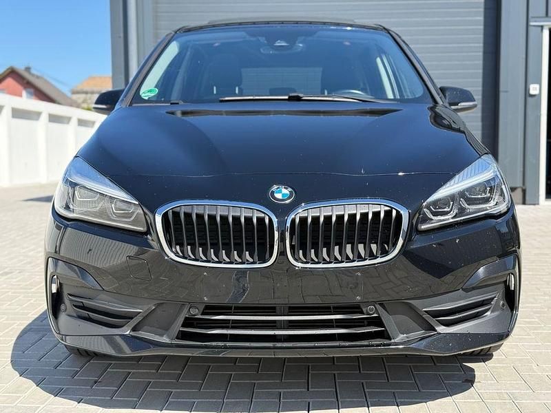Gebraucht BMW 218 Gran Tourer Advantage 150 PS (110 kW) 2019 Schwarz Van / Kleinbus