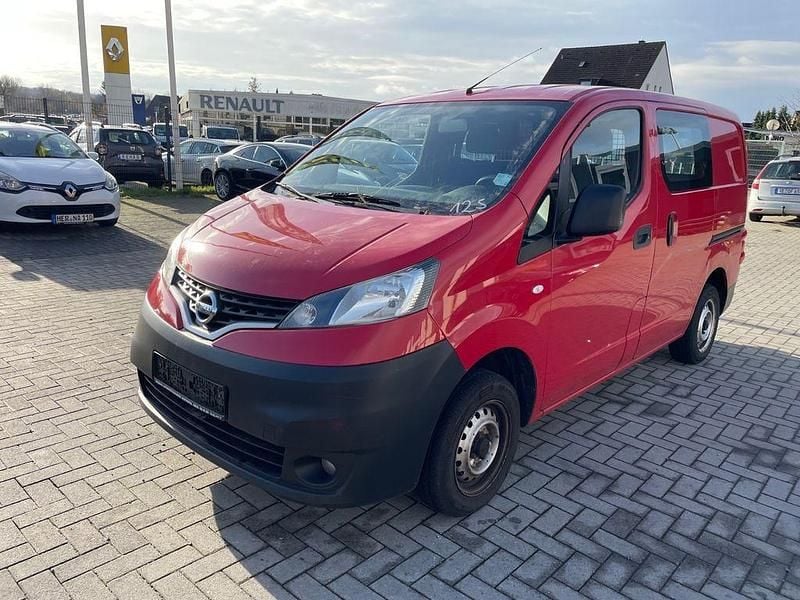 Gebraucht Nissan NV200 Premium Edition 110 PS (80 kW) 2010 Rot Van / Kleinbus