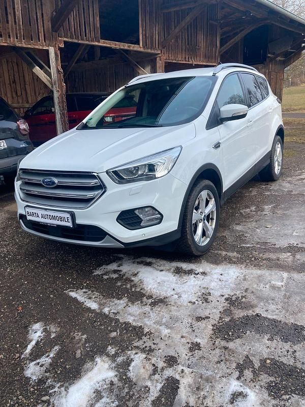 Weiß Gebraucht 2019 Ford Kuga Titanium SUV | 14.990 € (Superpreis) - Bild 1/4