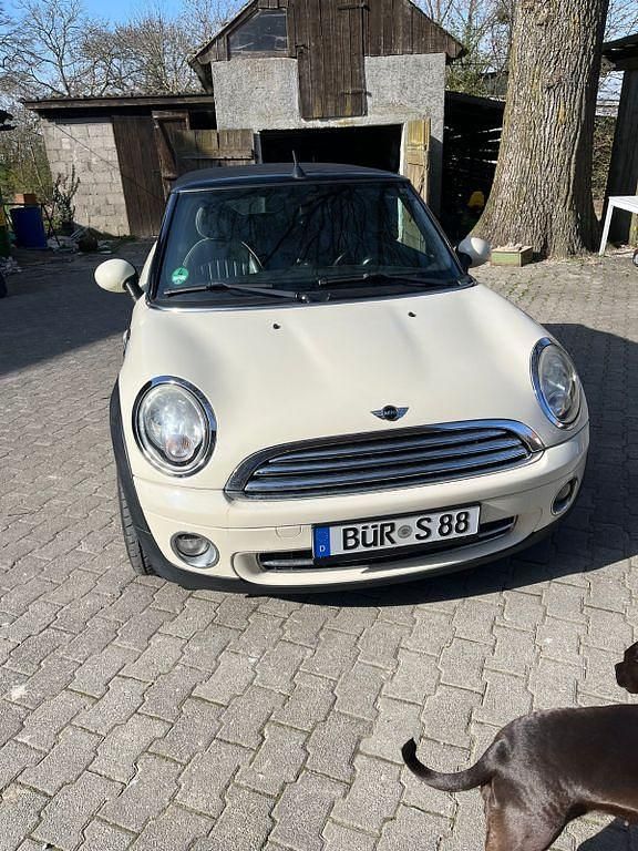 Beige Gebraucht 2010 Mini Cooper Kleinwagen | 5.150 € (Fairer Preis) - Bild 1/4