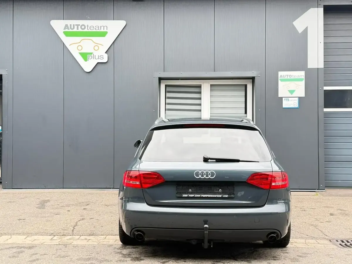 Gebraucht Audi A4 S-Line 180 PS (132 kW) 2009 Grau Kombi