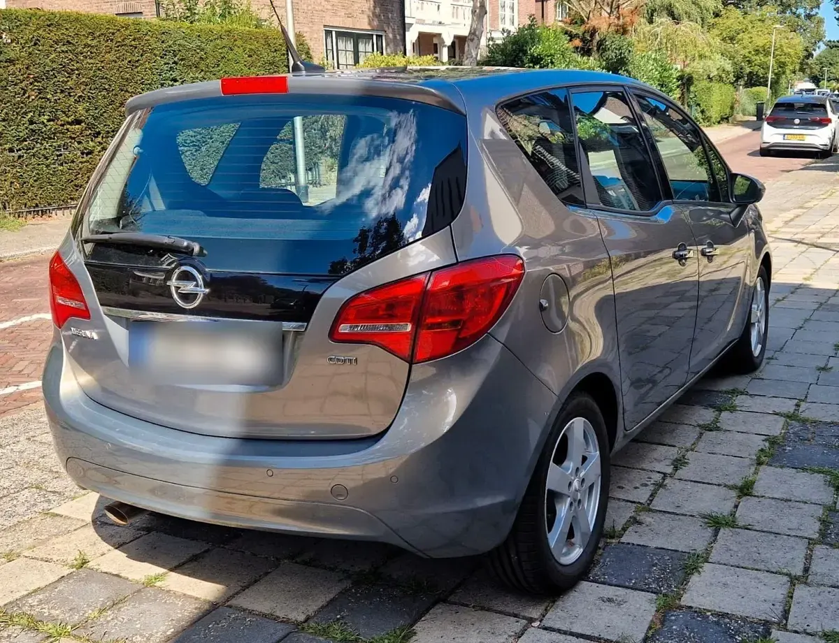 Gebraucht Opel Meriva 131 PS (96 kW) 2013 Braun Van / Kleinbus