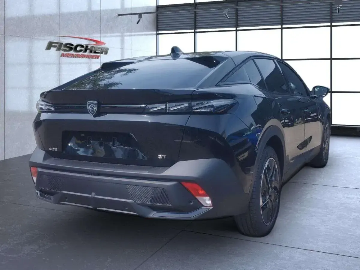 Neu Peugeot 408 GT GTi 145 PS (106 kW) 2025 Perlaneraschwarzmetallic Limousine