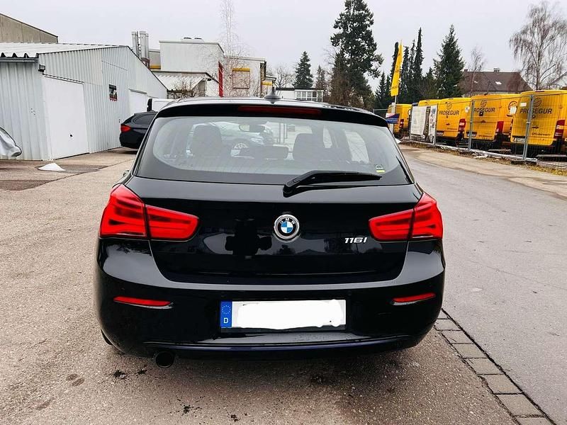 Gebraucht BMW 116 109 PS (80 kW) 2016 Schwarz Kleinwagen