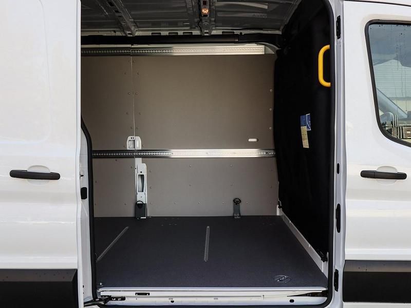 Ny Ford Transit Trend 165 HK (121 kW) 2025 Hvid Van