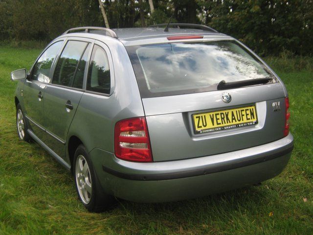 Gebraucht Skoda Fabia Comfort 75 PS (55 kW) 2002 Grau metallic Kleinwagen
