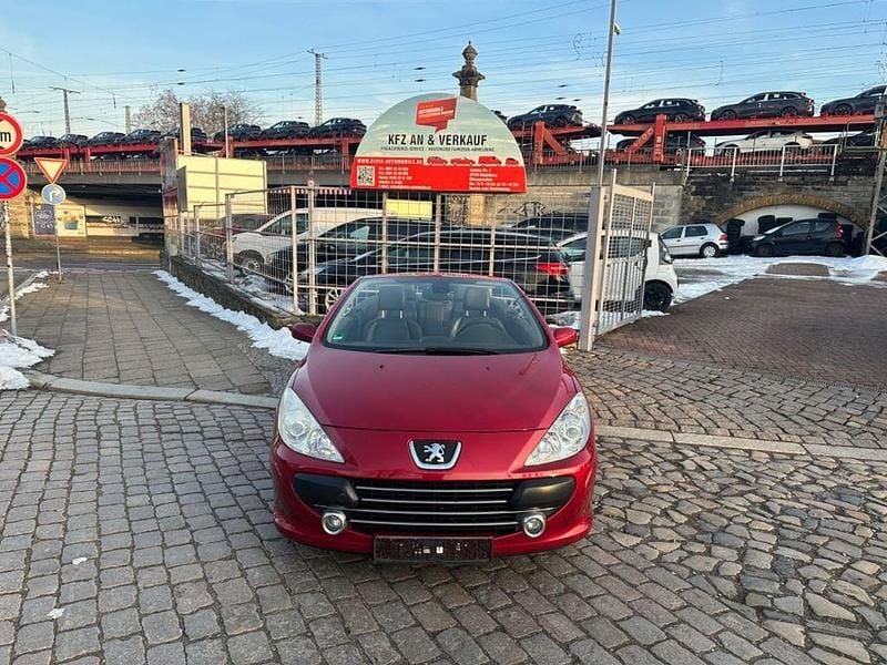Gebraucht Peugeot 307 CC 140 PS (102 kW) 2005 Rot Cabrio