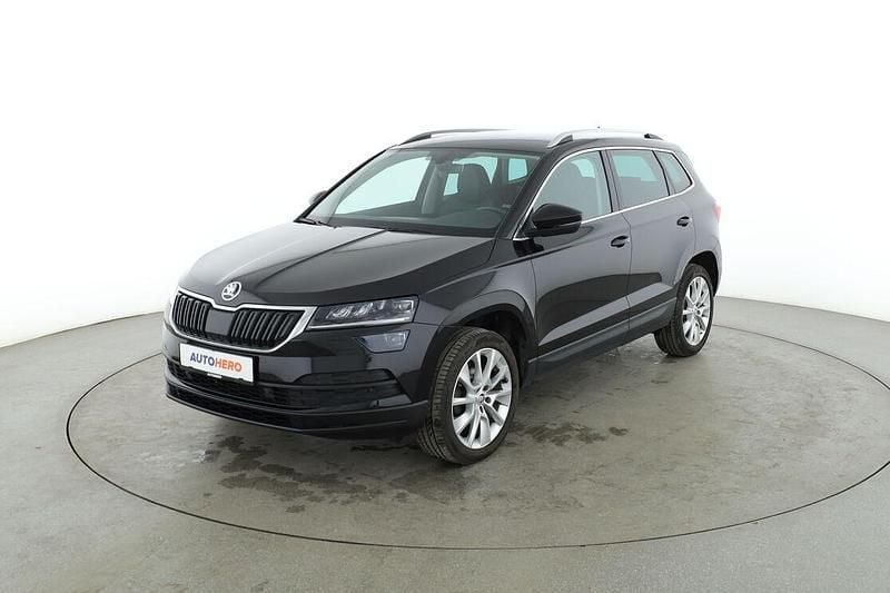 Schwarz Gebraucht 2019 Skoda Karoq Style SUV | 21.950 € (Fairer Preis) - Bild 1/3