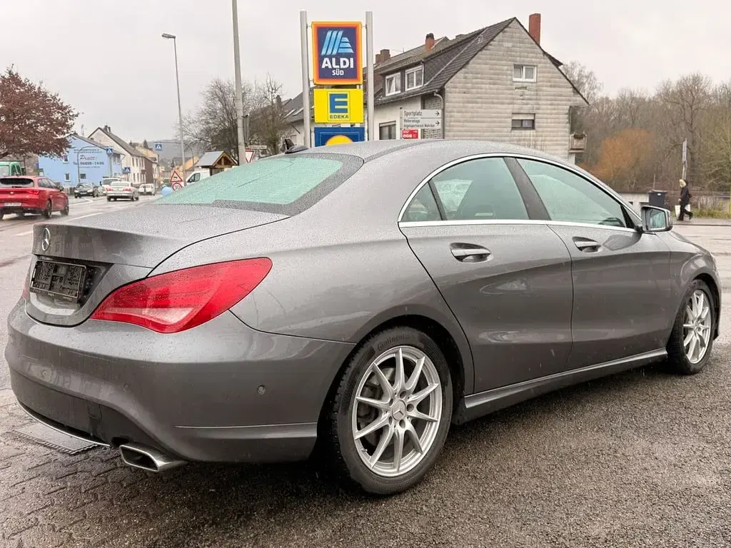 Gebraucht Mercedes CLA250 211 PS (155 kW) 2014 Grau Coupé