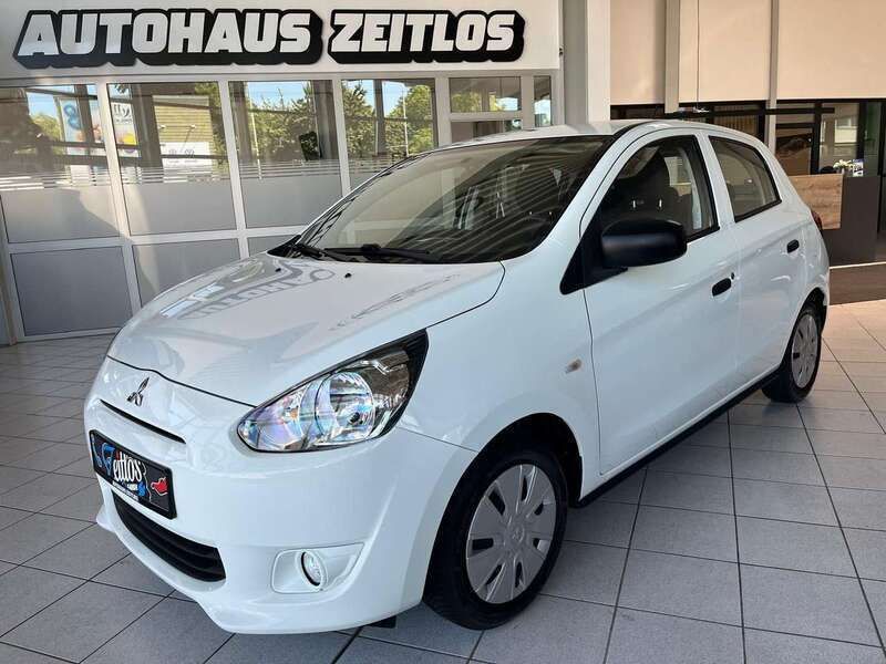 Weiß Gebraucht 2016 Mitsubishi Space Star Diamant Edition Kleinwagen | 6.490 € (Etwas zu teuer) - Bild 1/4