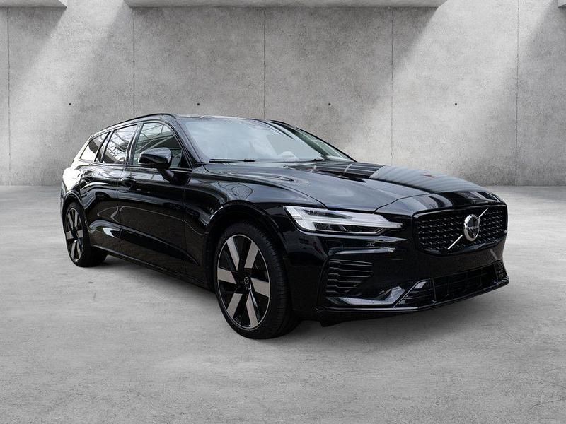 Gebraucht Volvo V60 Ultra 398 PS (292 kW) 2024 Schwarz Kombi
