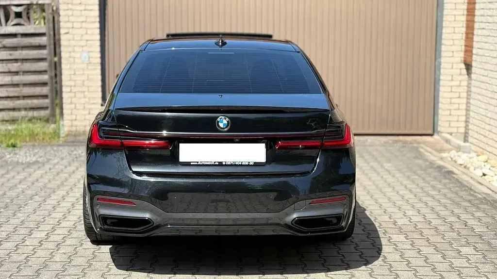 Gebraucht BMW 730 Performance 286 PS (210 kW) 2019 Schwarz Limousine
