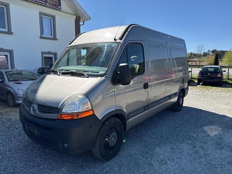Second-hand Renault Master 120 CP (88 kW) 2010 Bej Monovolum
